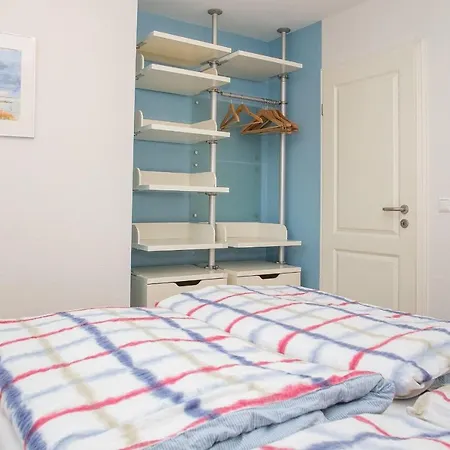 Ausguck - Hues In Lee * Suddorf