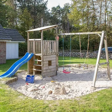 Ausguck - Hues In Lee